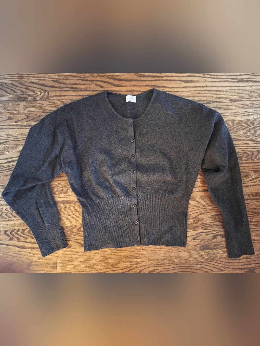 Wilfred Aritzia Charcoal Grey Fitted Button Cardigan Size L
